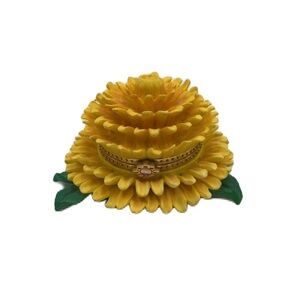Vintage Trinket Keepsake Box Yellow Flower Design Hinged Collectible Sto…